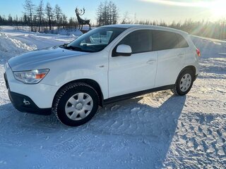 2011 Mitsubishi ASX I, белый, 1500000 рублей, вид 1