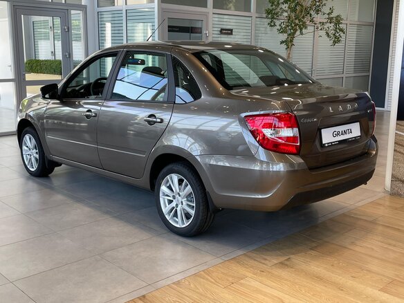 2025 Lada (ВАЗ) Granta I Рестайлинг, коричневый, 1126000 рублей - вид 5