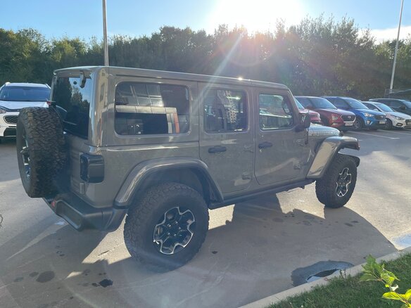 2022 Jeep Wrangler IV (JL), серый, 5850000 рублей - вид 14