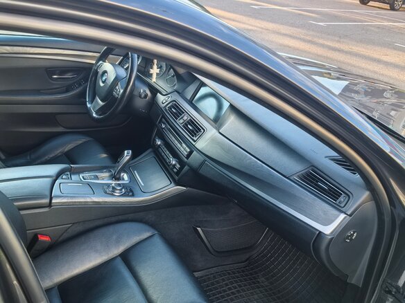 2011 BMW 5 серии 520i VI (F10/F11/F07), серый, 1400000 рублей - вид 10
