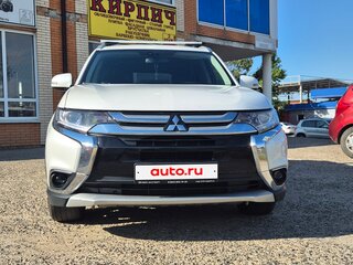2017 Mitsubishi Outlander III Рестайлинг 2, белый, 2230000 рублей, вид 1