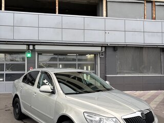 2011 Skoda Octavia II (A5) Рестайлинг, серебристый, 549000 рублей, вид 2