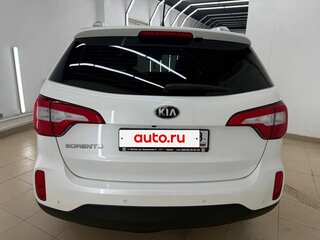 2013 Kia Sorento II Рестайлинг, белый, 1630000 рублей, вид 5