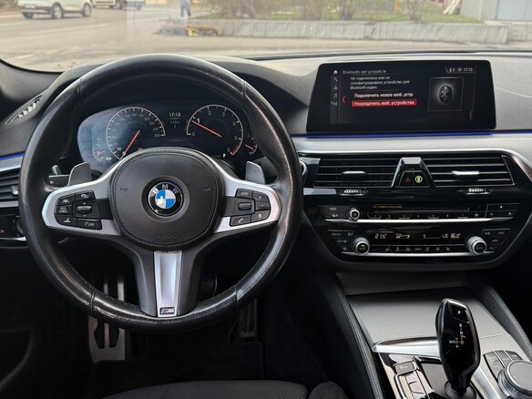 2018 BMW 5 серии 520d xDrive VII (G30/G31/G38), синий, 3200000 рублей - вид 19