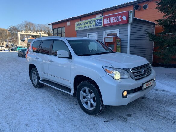 2011 Lexus GX 460 II, белый - вид 2