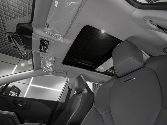 2026 Toyota RAV4 VI (XA60), белый - вид 9