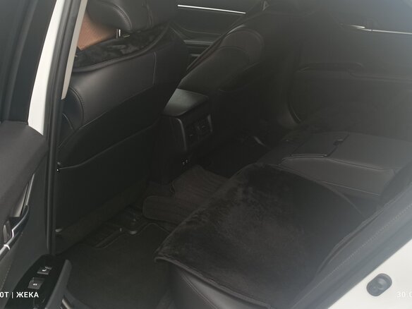 2018 Toyota Camry VIII (XV70), белый, 3350000 рублей - вид 16