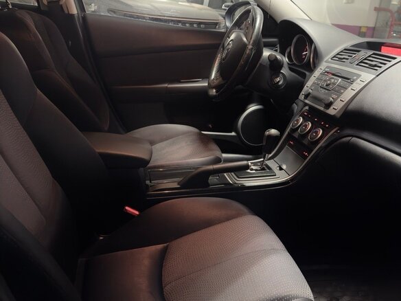 2008 Mazda 6 II (GH), пурпурный - вид 3
