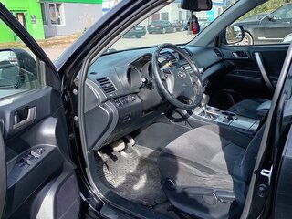 2013 Toyota Highlander II (XU40) Рестайлинг, чёрный, 2150000 рублей, вид 5
