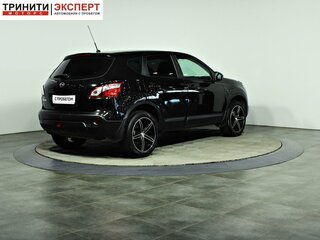 2013 Nissan Qashqai I Рестайлинг, чёрный, 987000 рублей, вид 5