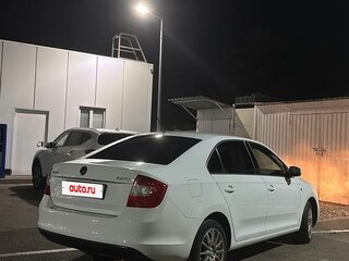 2014 Skoda Rapid I, белый, 1000000 рублей, вид 5