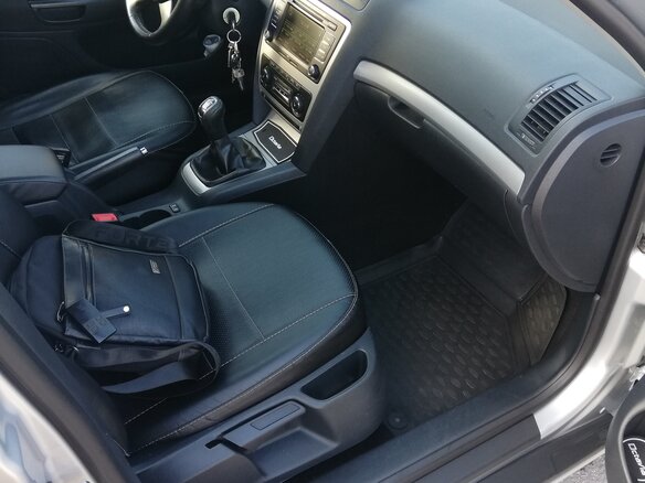 2013 Skoda Octavia II (A5) Рестайлинг, серебристый - вид 12