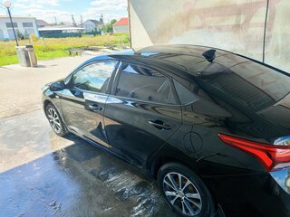 2019 Hyundai Solaris II, чёрный, 1190000 рублей, вид 3