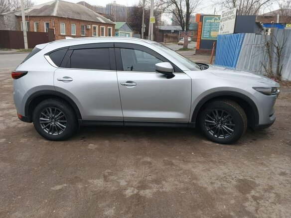 2018 Mazda CX-5 II, серебристый, 2350000 рублей