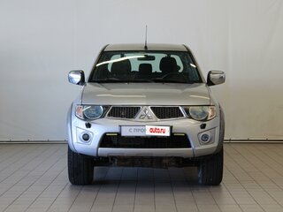 2011 Mitsubishi L200 IV, серебристый, 2000000 рублей, вид 2