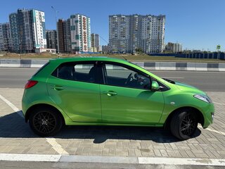 2012 Mazda 2 II Рестайлинг (DE2), зелёный, 780000 рублей, вид 5