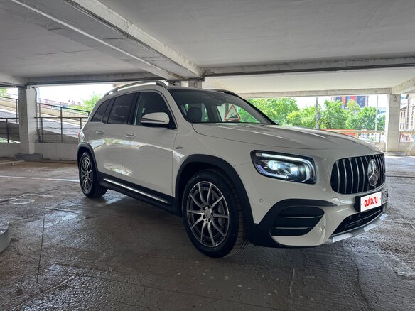 2023 Mercedes-Benz GLB AMG 35 AMG I (X247) Рестайлинг, белый, 7600000 рублей - вид 3