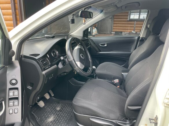 2013 SsangYong Actyon II, белый, 900000 рублей - вид 9