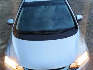 2014 Honda Fit III, серебристый, 790000 рублей, вид 2
