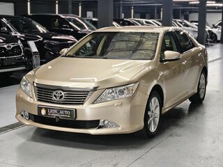 2013 Toyota Camry VII (XV50), бежевый, 1450000 рублей, вид 3
