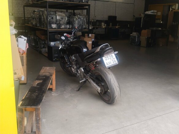 2002 Honda CB 600F Hornet, чёрный, 400000 рублей - вид 1