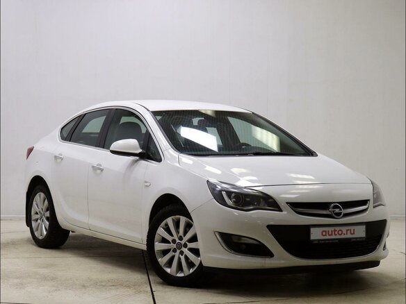 2012 Opel Astra J Рестайлинг, белый, 920000 рублей - вид 1
