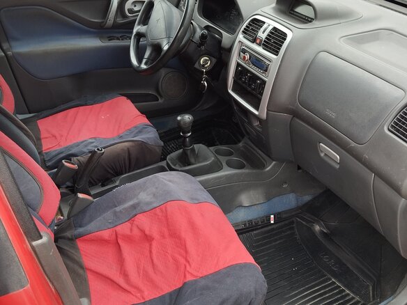 1999 Mitsubishi Space Star I, красный, 350000 рублей - вид 5