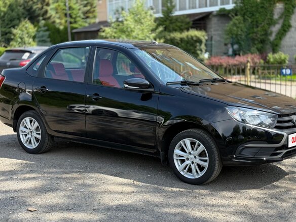 2022 Lada (ВАЗ) Granta I Рестайлинг, чёрный, 800000 рублей - вид 2