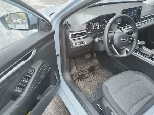 2023 Geely Emgrand II, серый, 1400000 рублей - вид 6