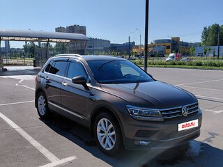 2019 Volkswagen Tiguan II, коричневый, 2800000 рублей, вид 1