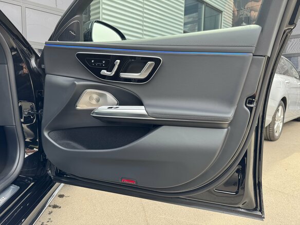 2025 Mercedes-Benz E-Класс 300 VI (W214, S214), чёрный, 8990000 рублей - вид 35