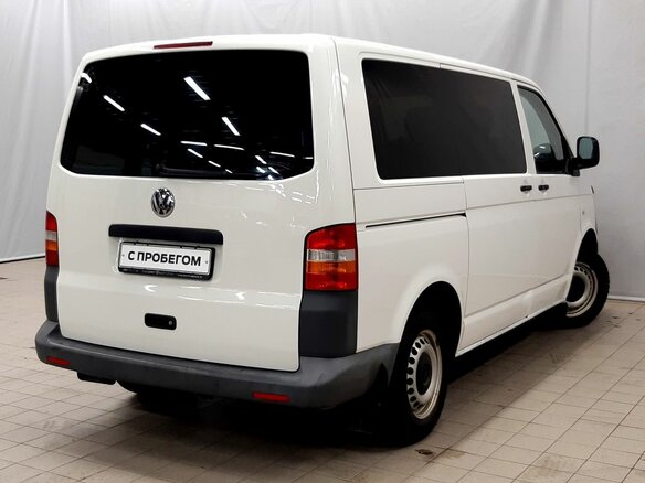 2009 Volkswagen Transporter T5, белый - вид 2