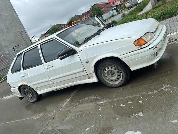 2012 Lada (ВАЗ) 2114, белый, 200000 рублей