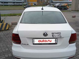 2017 Volkswagen Polo V Рестайлинг, белый, 550000 рублей, вид 2