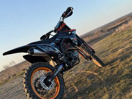 2025 Racer Enduro, чёрный, 155000 рублей, вид 2