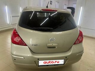 2011 Nissan Tiida I Рестайлинг, золотистый, 710000 рублей, вид 3