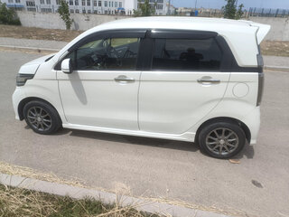 2016 Honda N-WGN I Рестайлинг, белый, 747000 рублей, вид 4