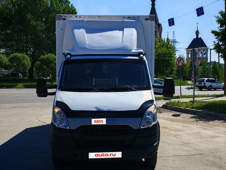 2013 Iveco Daily, белый, 2137000 рублей, вид 2