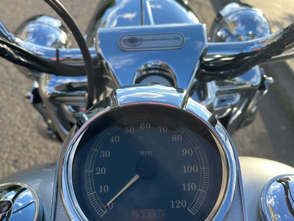 2003 Harley-Davidson Road King, серебристый, 700000 рублей - вид 8