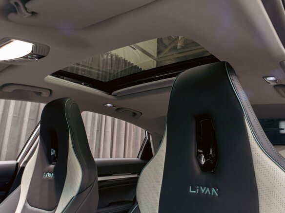 2023 Livan S6 Pro, белый, 1675000 рублей - вид 16