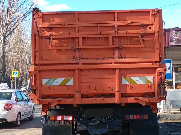 2012 КамАЗ 45143, оранжевый, 2500000 рублей - вид 4