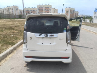2016 Honda N-WGN I Рестайлинг, белый, 747000 рублей, вид 3