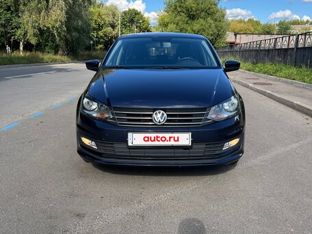 2016 Volkswagen Polo V Рестайлинг, синий, 900000 рублей, вид 3