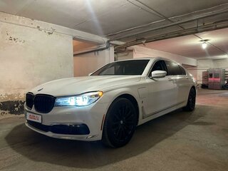 2017 BMW 7 серии Long 740Le xDrive VI (G11/G12), белый, 6500000 рублей, вид 1