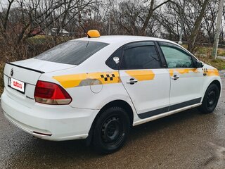 2016 Volkswagen Polo V Рестайлинг, белый, 500000 рублей, вид 4