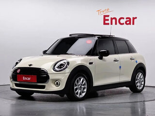 2021 Mini Hatch Cooper III (F55/F56) Рестайлинг, бежевый, 1750000 рублей, вид 1