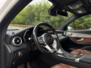 2020 Mercedes-Benz GLC Coupe AMG 43 AMG I (C253) Рестайлинг, белый, 6490000 рублей, вид 4
