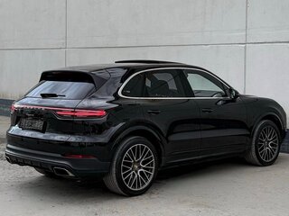 2022 Porsche Cayenne III, чёрный, 8510000 рублей, вид 3
