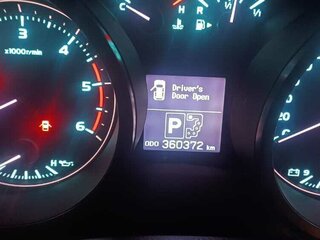 2010 Toyota Land Cruiser 200 Series, белый, 3500000 рублей, вид 1