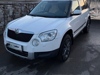 2012 Skoda Yeti I, белый, 950000 рублей, вид 1